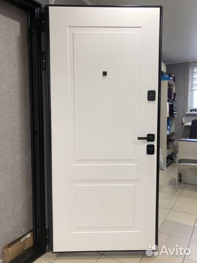 Дверь входная с повышенной шумоизоляцией