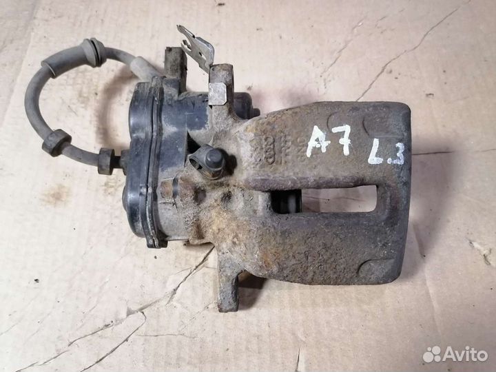 Суппорт задний левый Audi A7,VAG 4G0615403