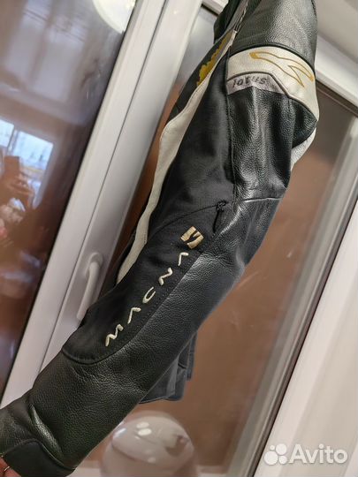 Мотокуртка женская и мотоштаны женские