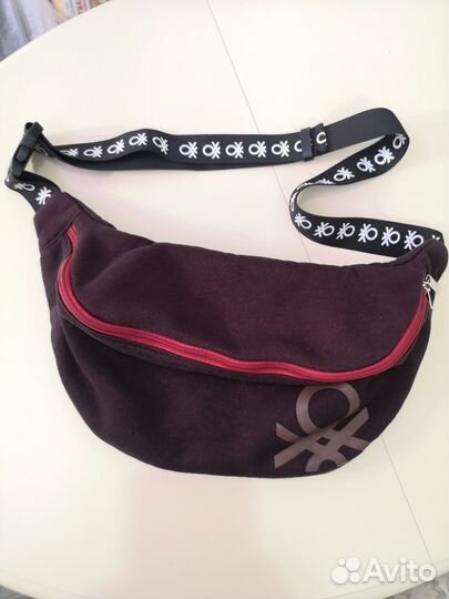 Сумка поясная Benetton