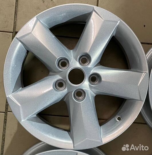 R16 диски 5x114.3 оригинал Nissan Renault