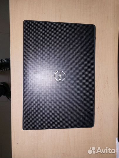 Ноутбук dell latitude 7300
