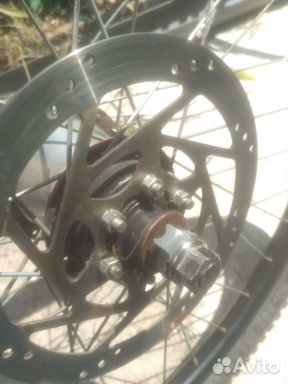 Задне Кама 20 и на 24 с планетаркой Shimano inter5