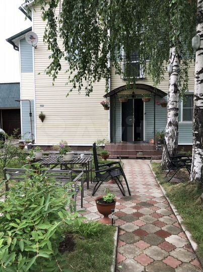 Дом 170 м² на участке 7 сот.