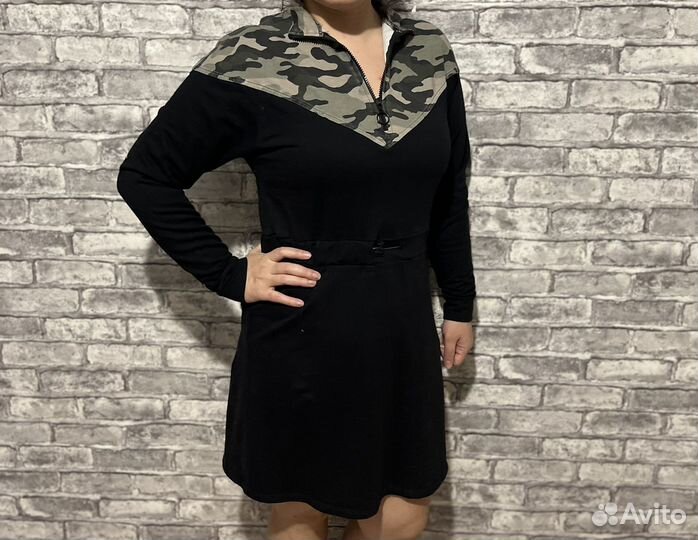 Платье женское