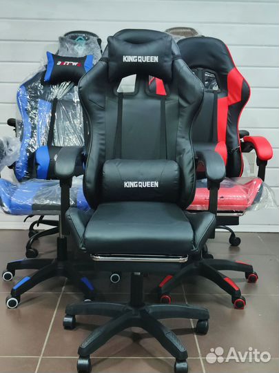 Игровое кресло с подножкой