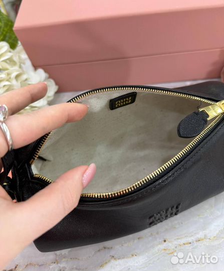 Сумка Miu Miu Tombolino Container