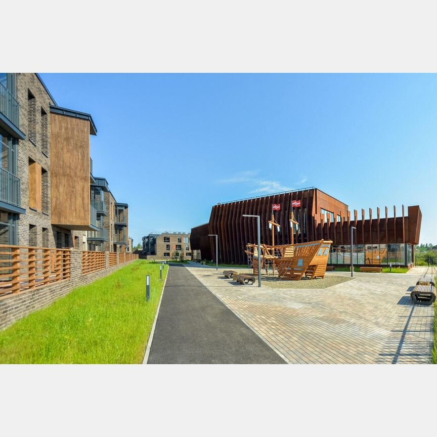 2-к. квартира, 88,4 м², 1/3 эт.