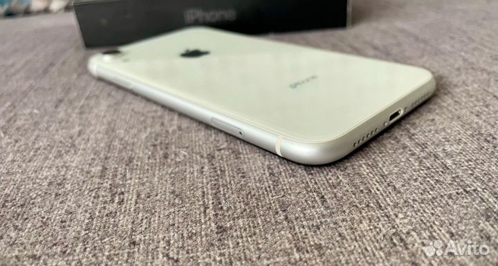 iPhone Xr, 128 ГБ
