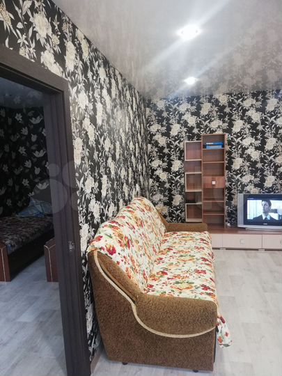 2-к. квартира, 47 м², 1/3 эт.