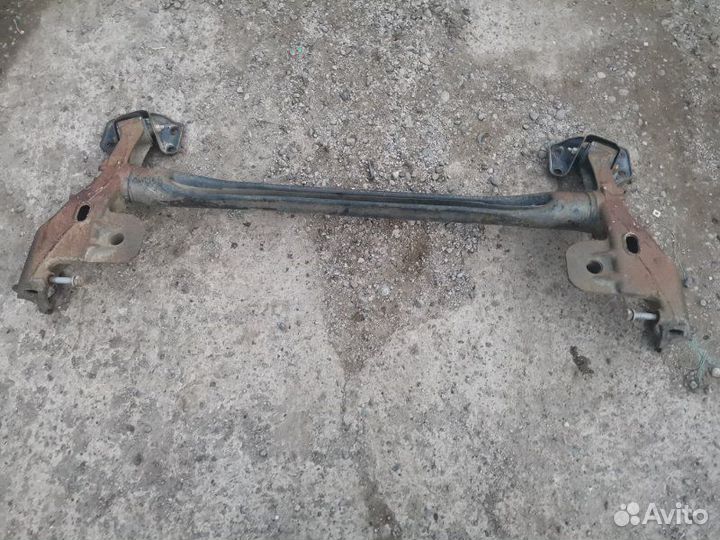 Балка подвески задняя Chevrolet Cruze J300 F16D3