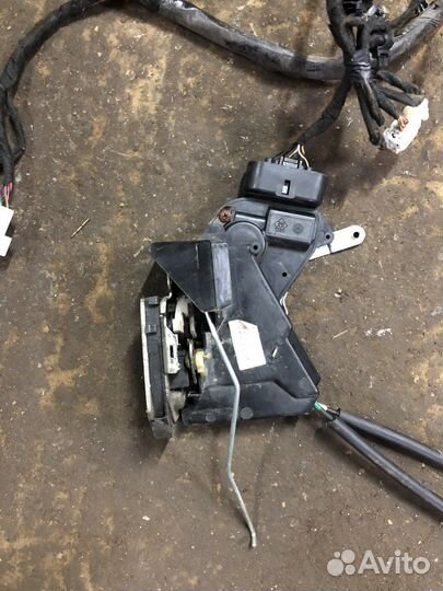 Замок двери на lifan solano 2 650