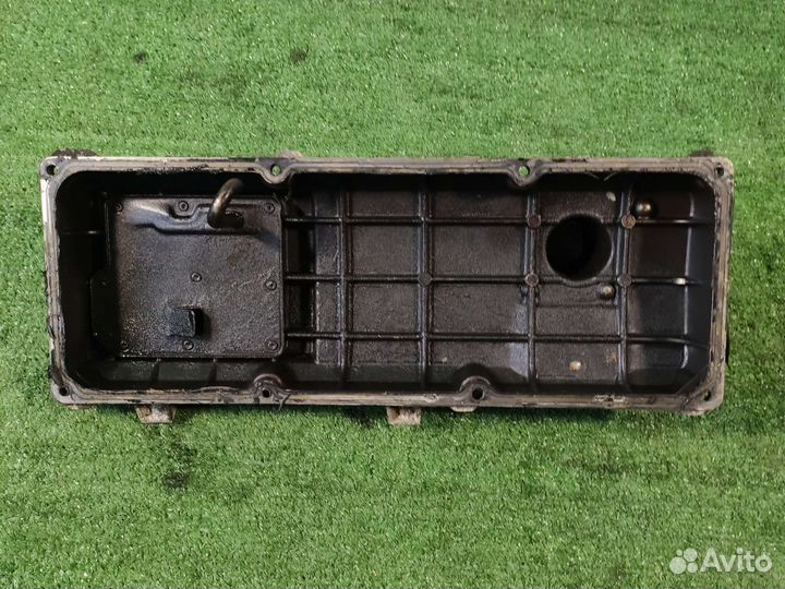 Клапанная крышка на renault logan 1