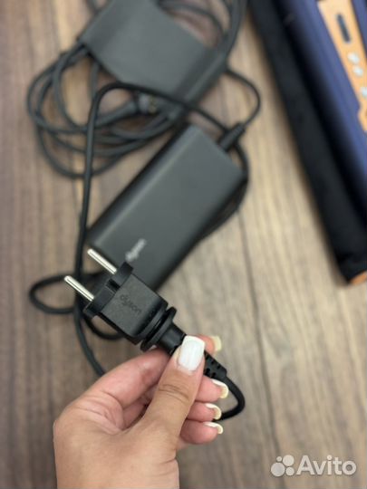 Выпрямитель для волос dyson