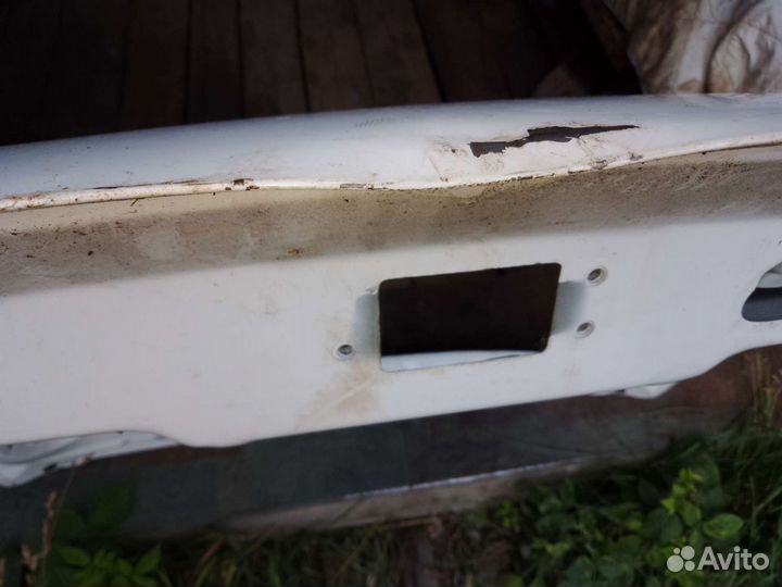 Задняя дверь багажника на hyundai аих 35