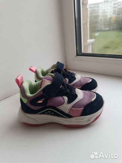 Кроссовки Котофей для девочки 23