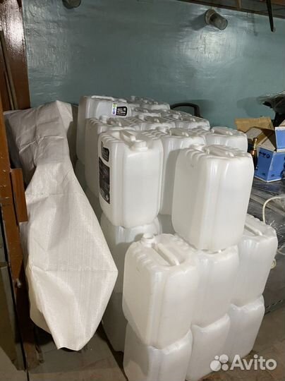 Канистра пластиковая 20 литров