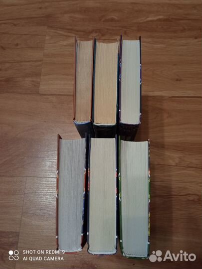 Книги фэнтези, ромфант, юмор