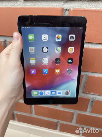 iPad mini 2 бюджетненький)