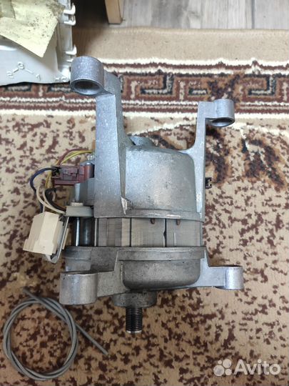 Двигататель стиральной машины Ardo FLS 105L