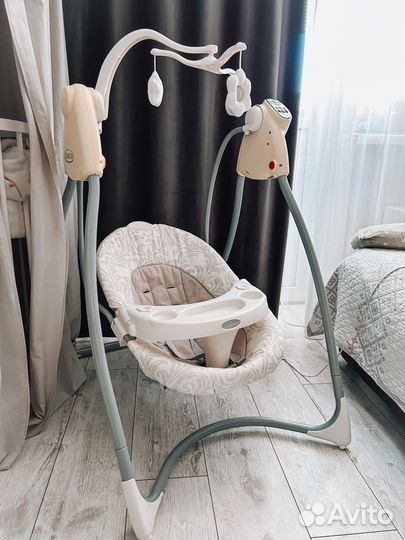 Детские электрокачели graco