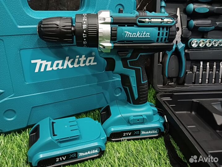 Шуруповерт с набором Makita 21v ударный новый