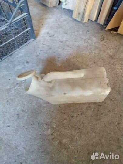 Мужской моче- приемник