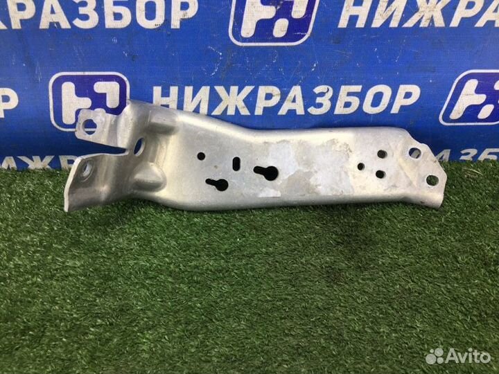 Кронштейн усилителя бампера переднего левый Bmw X1