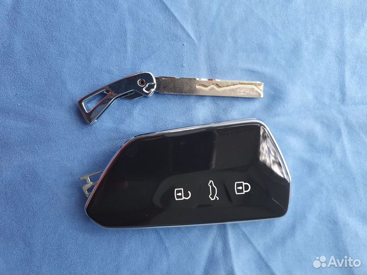 Ключ зажигания голф 8