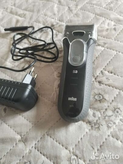 Продам бритву braun 3000s