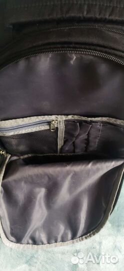 Рюкзак с крутым ярким мерчем и зарядником