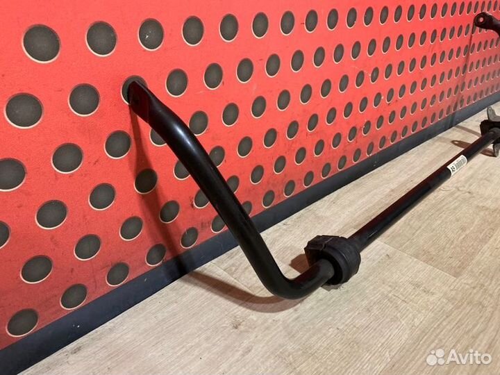 Стабилизатор подвески (поперечной устойчивости)