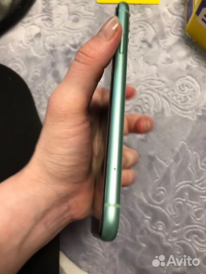iPhone 11 на 64 гб б/у