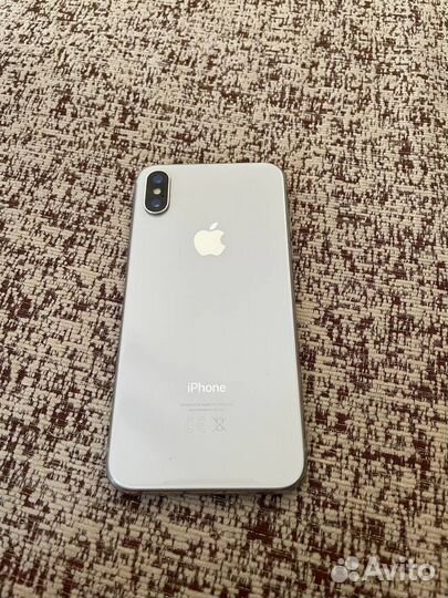 Телефон iPhone X
