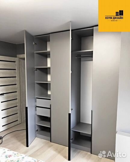 Встроенный распашной шкаф