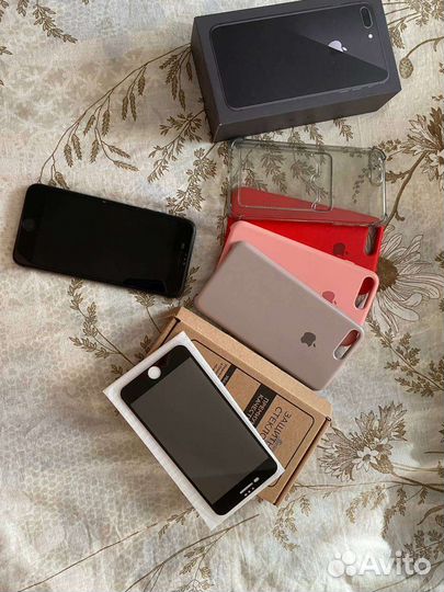 iPhone 8 plus 64gb