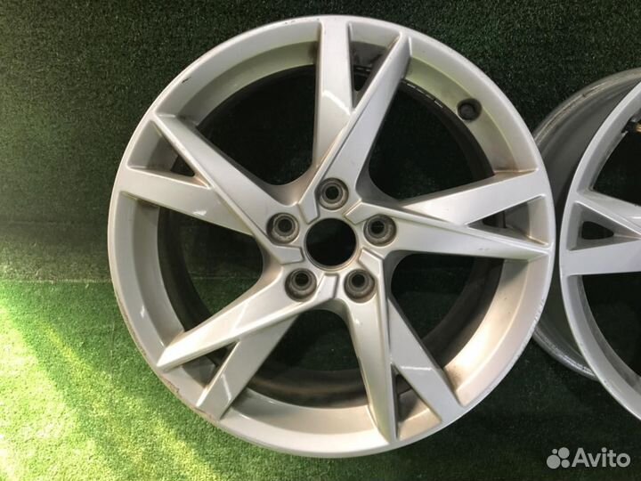 Диск Комплект дисков R17 Audi Q3 1 8U (2011-2018)