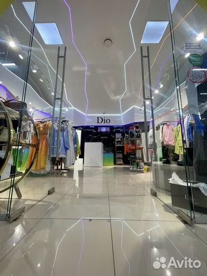 Продавец-консультант