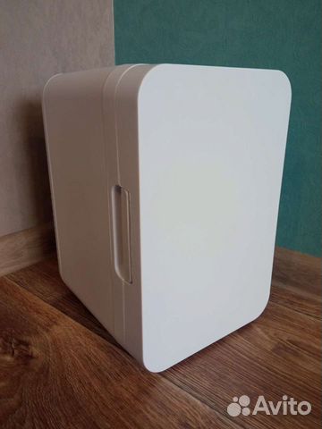 Холодильник автомобильный 12/220В