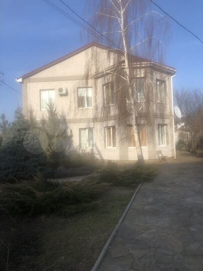 Дом 190 м² на участке 8 сот.