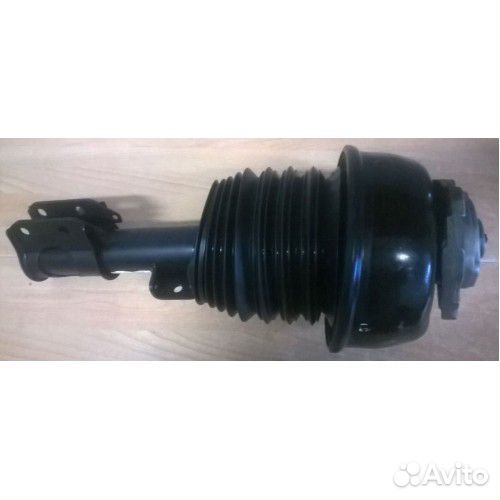 Пневмо стойка Мерседес w212 w218 передняя