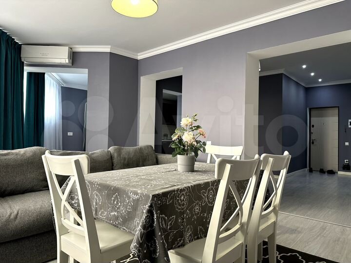 3-к. квартира, 102,4 м², 10/10 эт.