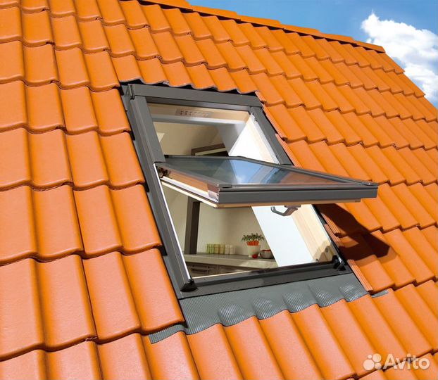 Мансардное окно Fakro FTS-V U4