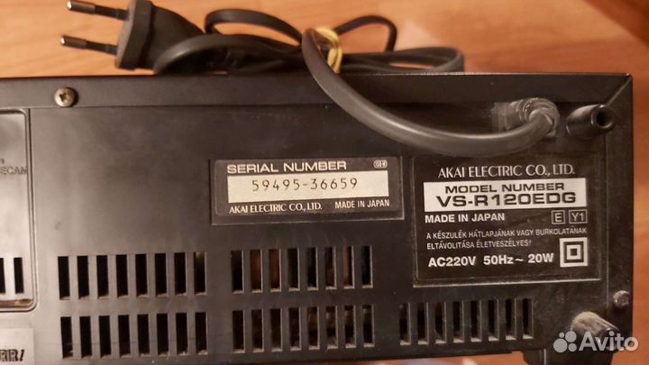 Видеомагнитофон akai