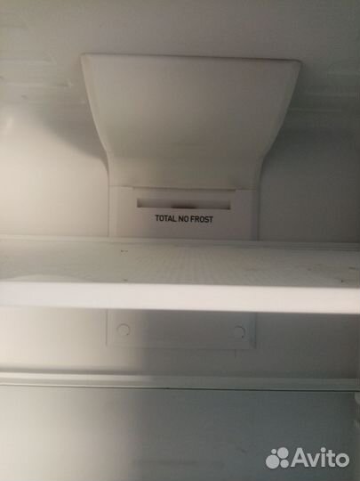 Холодильник бу Indesit