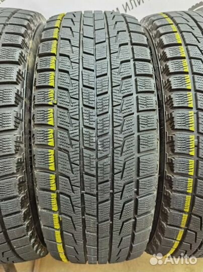 Bridgestone Blizzak Revo1 215/55 R17 88V