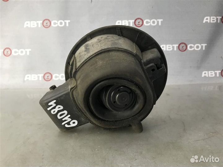 Лючок бензобака VW Passat (B5+) 2000-2005