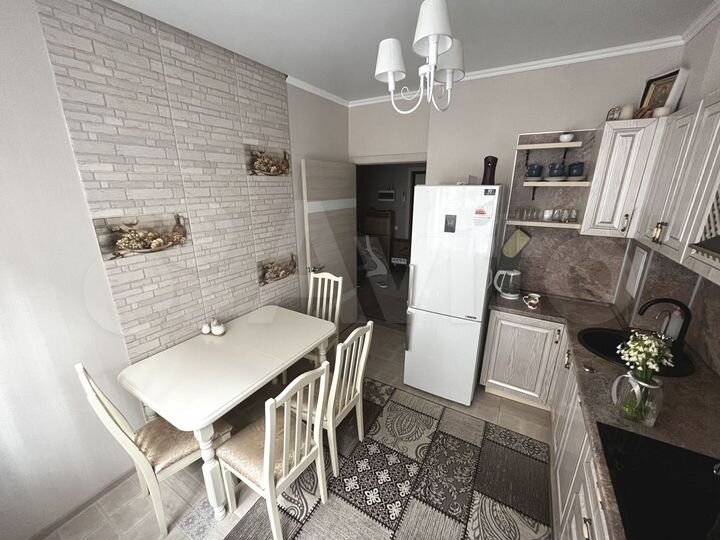 2-к. квартира, 51 м², 3/17 эт.