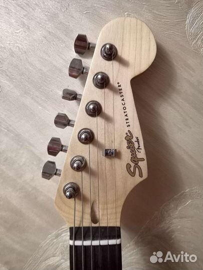 Fender Squier MM Stratocaster Hard Tail Red