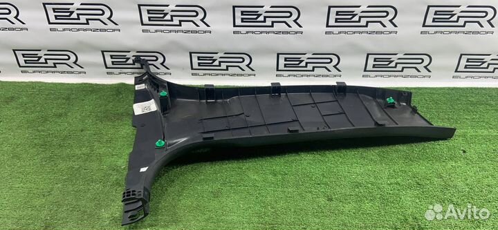 Обшивка стойки центральная левая Kia Sorento 3